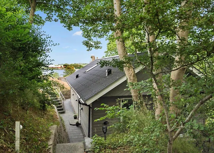 Lf10362-hurup-thy-fjordstraede-25 * Doverodde